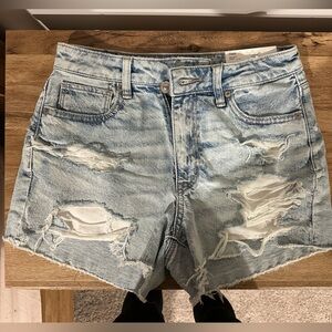 AE Strigid Mom Short